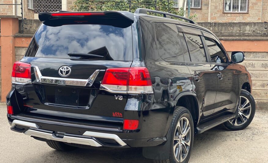 2014 (2020 Facelift) Toyota Landcruiser V8 VX