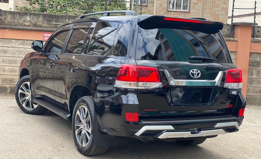 2014 (2020 Facelift) Toyota Landcruiser V8 VX