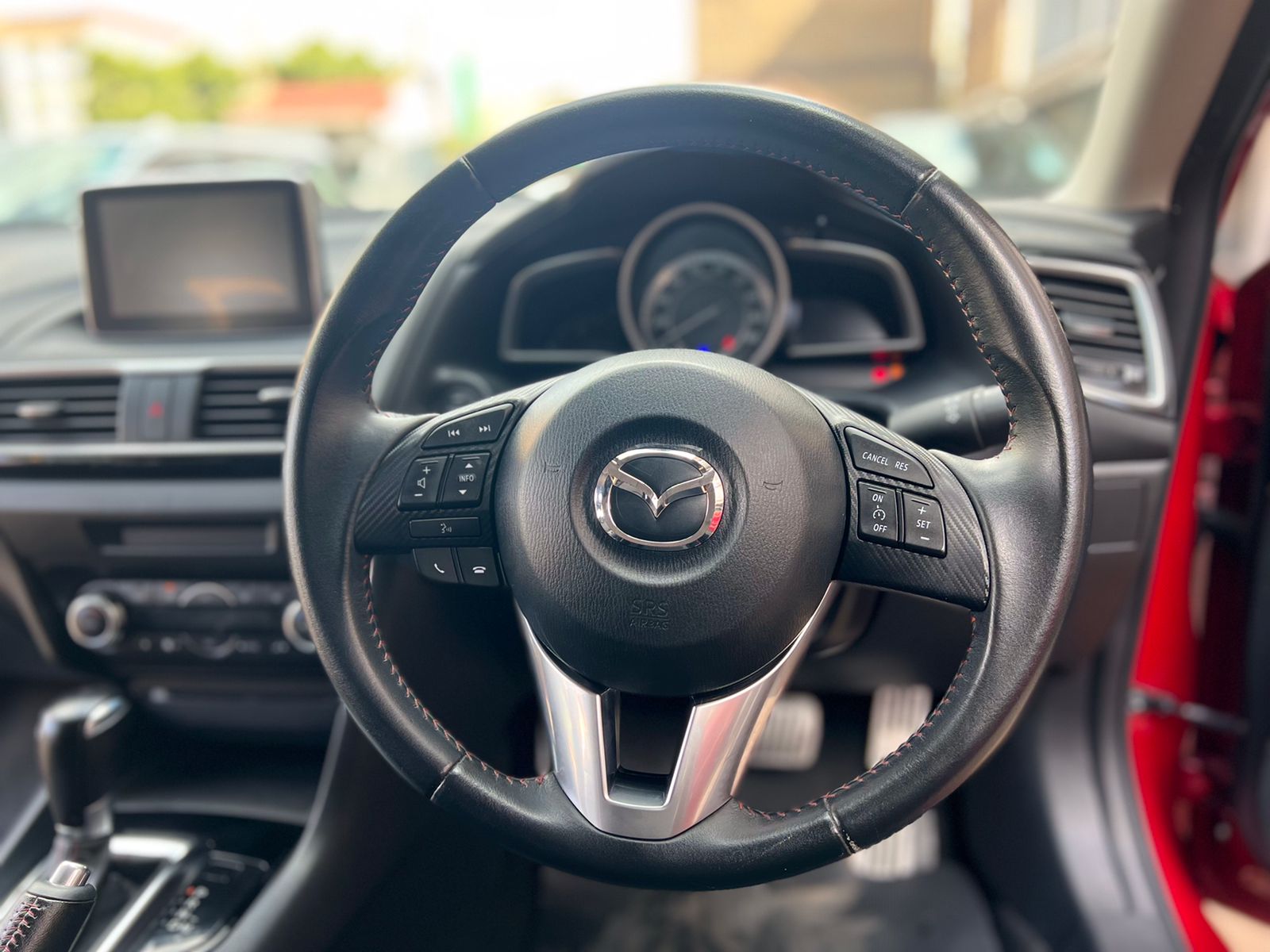 2015 Mazda Axela Red