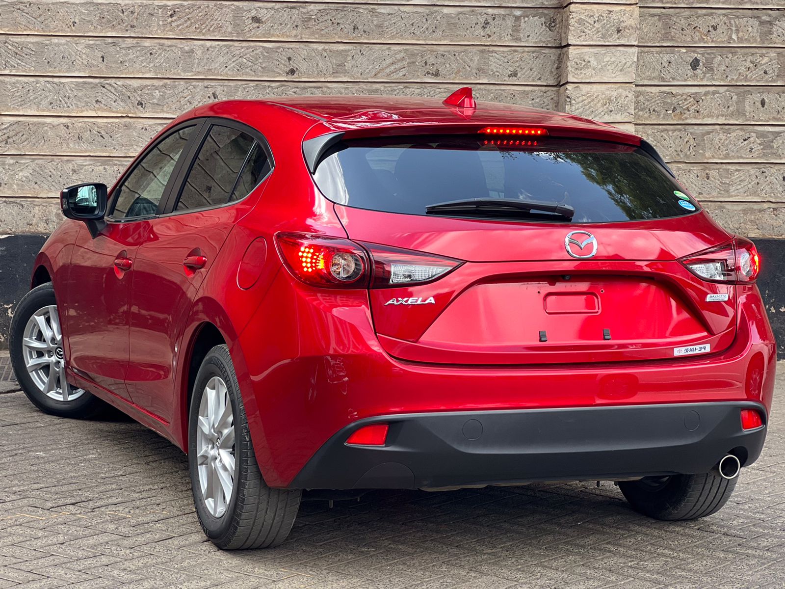 2015 Mazda Axela Red