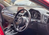 2015 Mazda Axela Red