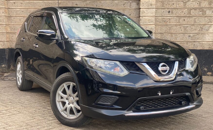 2015 Nissan X-Trail (7 Seater)
