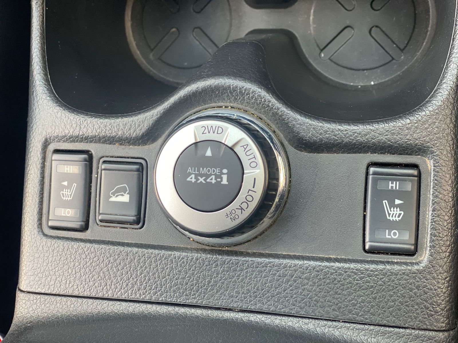 2015 Nissan X-Trail (7 Seater)