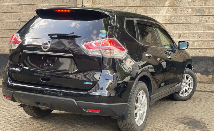 2015 Nissan X-Trail (7 Seater)