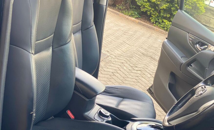 2015 Nissan X-Trail (7 Seater)