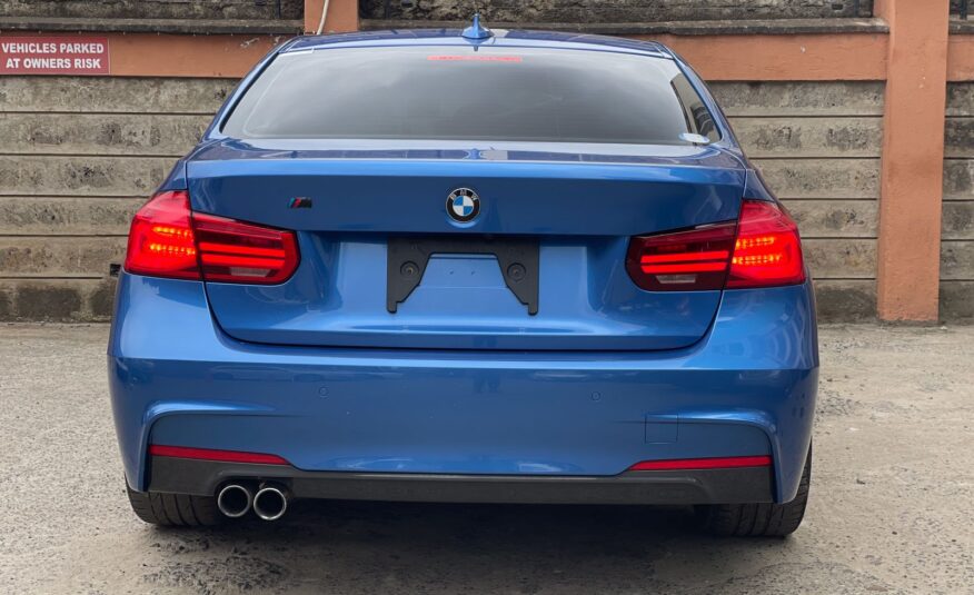 2016 BMW 320i M-Sport