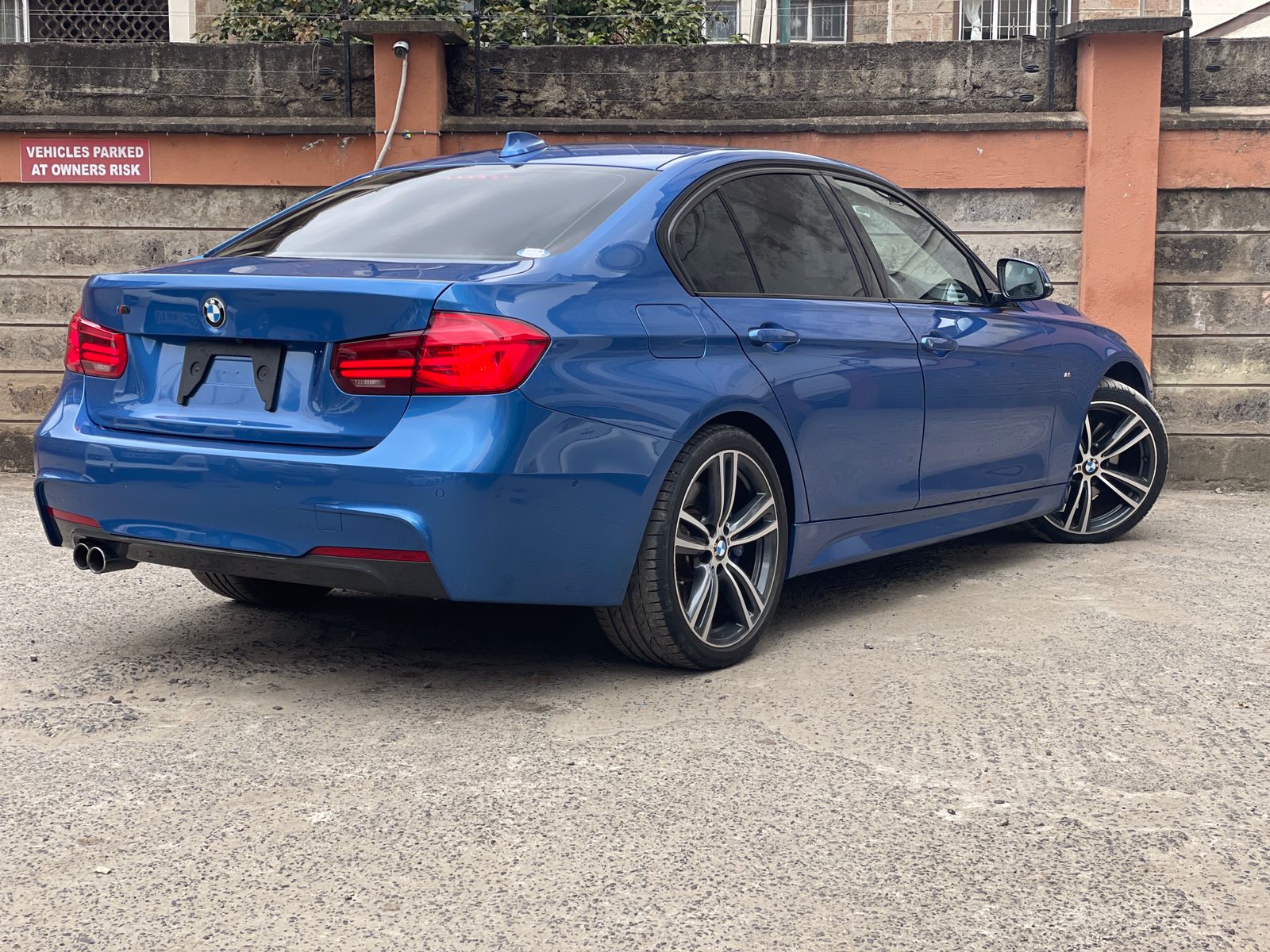 2016 BMW 320i M-Sport
