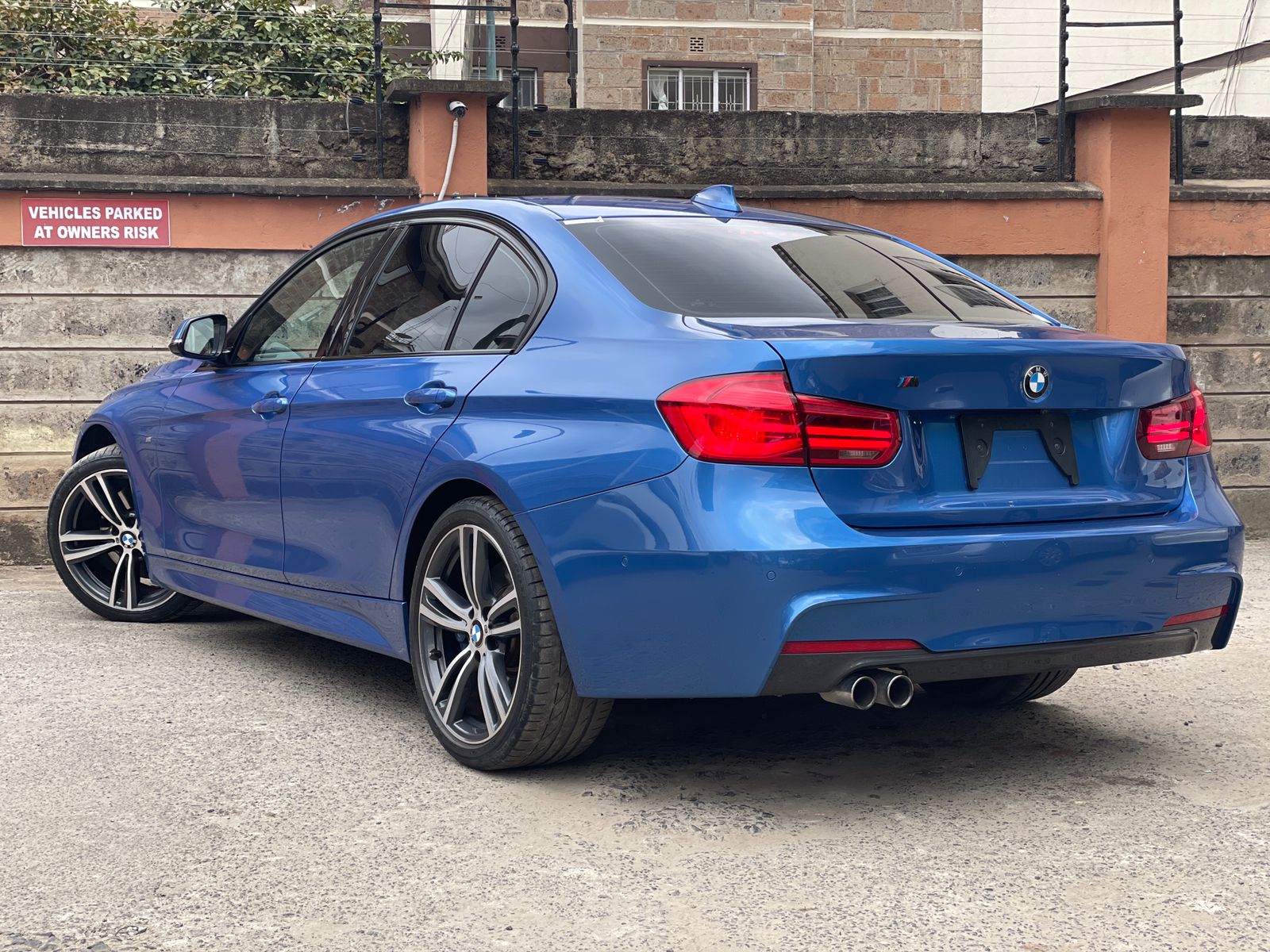 2016 BMW 320i M-Sport