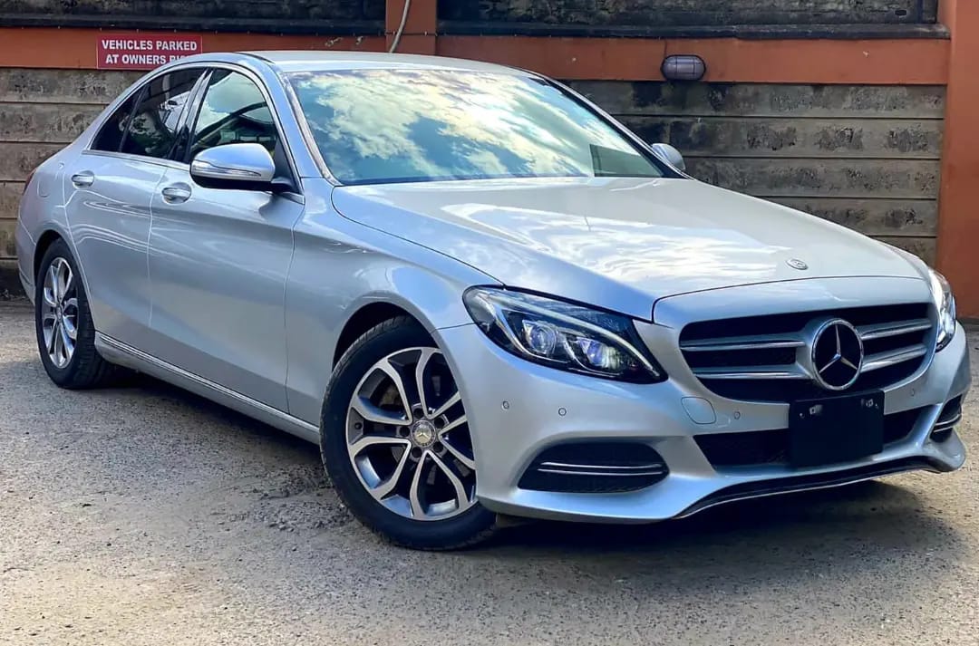 2014 Mercedes Benz C200 (AMG Line)