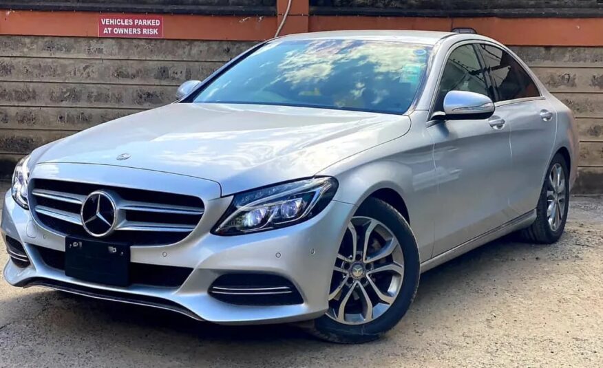 2014 Mercedes Benz C200 (AMG Line)