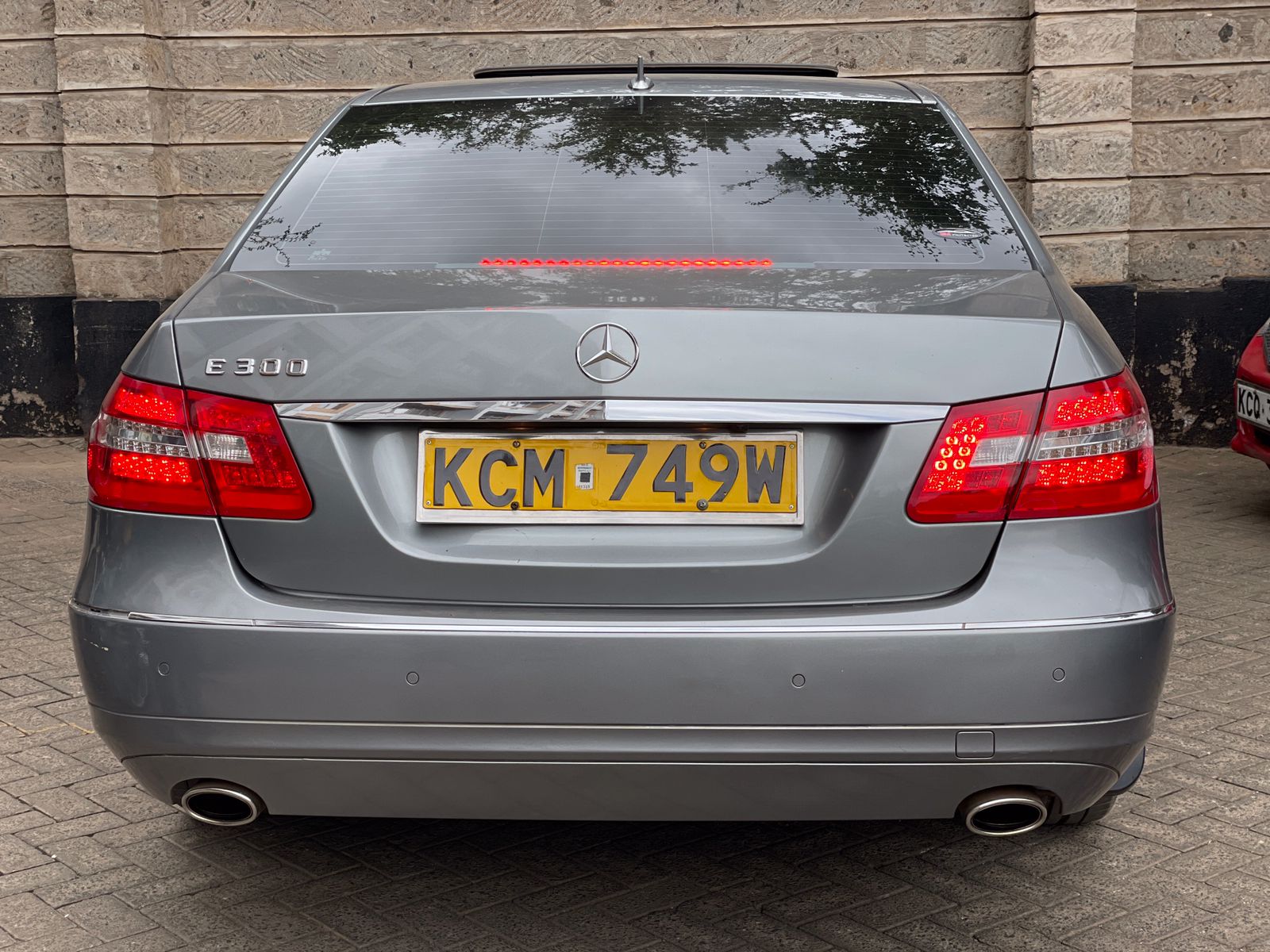 2010 Mercedes Benz E300