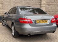 2010 Mercedes Benz E300