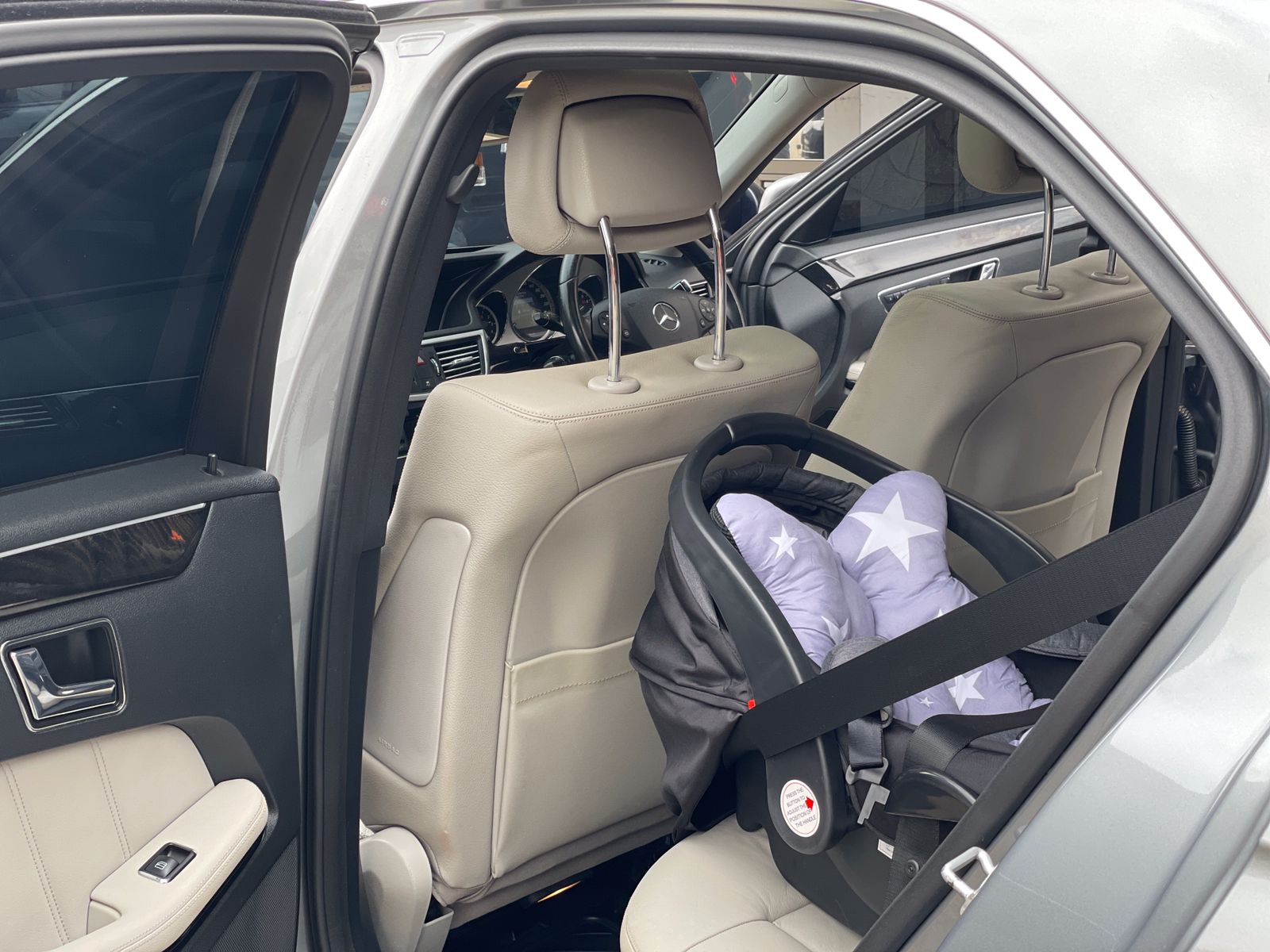 2010 Mercedes Benz E300