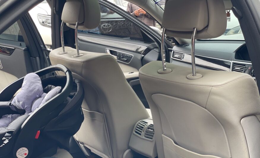 2010 Mercedes Benz E300