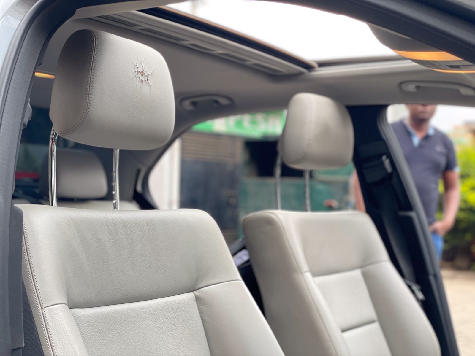 2010 Mercedes Benz E300