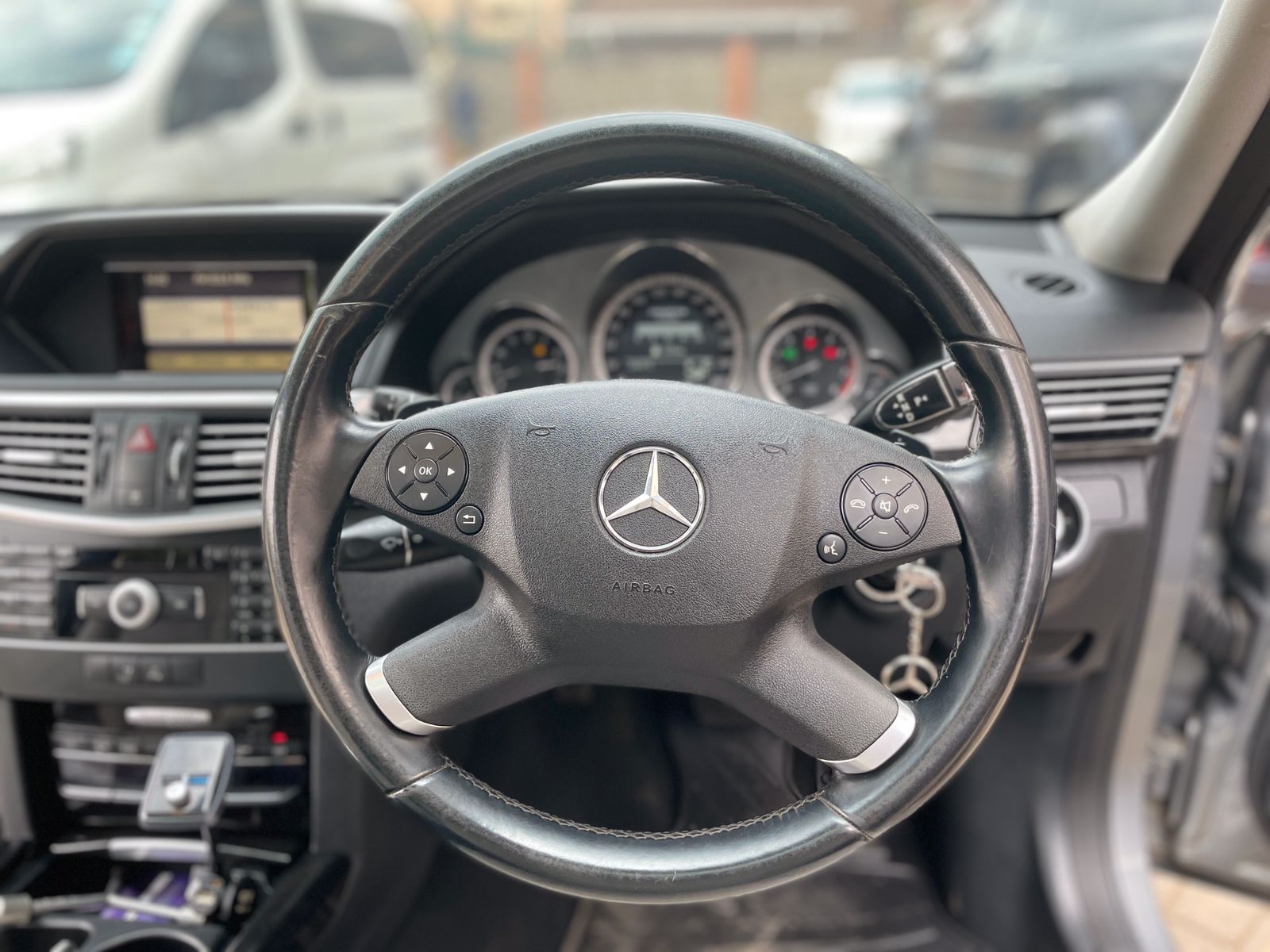 2010 Mercedes Benz E300