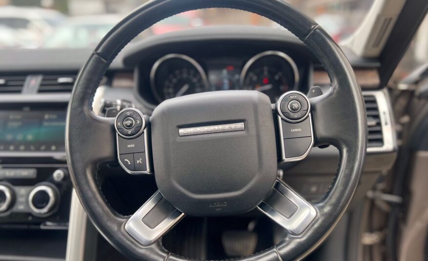 2017 Land Rover Discovery 5