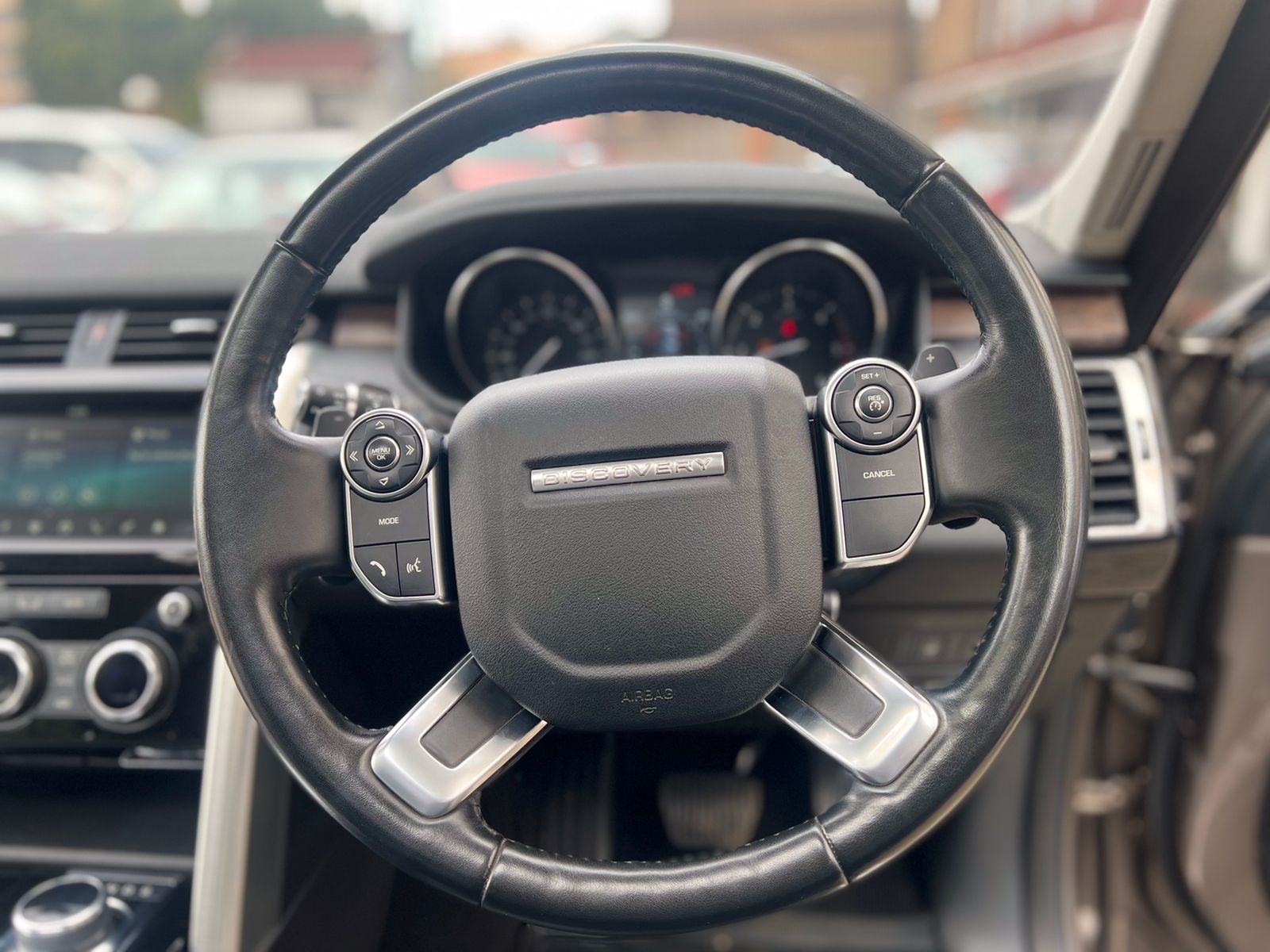 2017 Land Rover Discovery 5