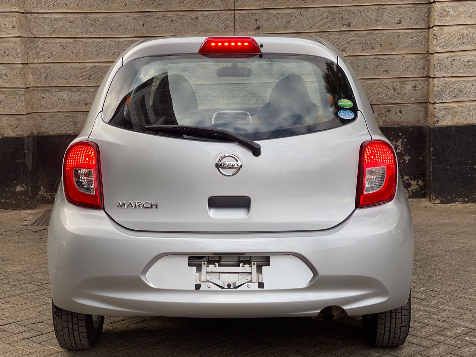 2015 Nissan March