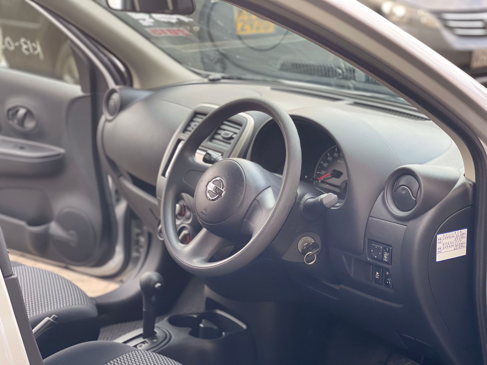 2015 Nissan March
