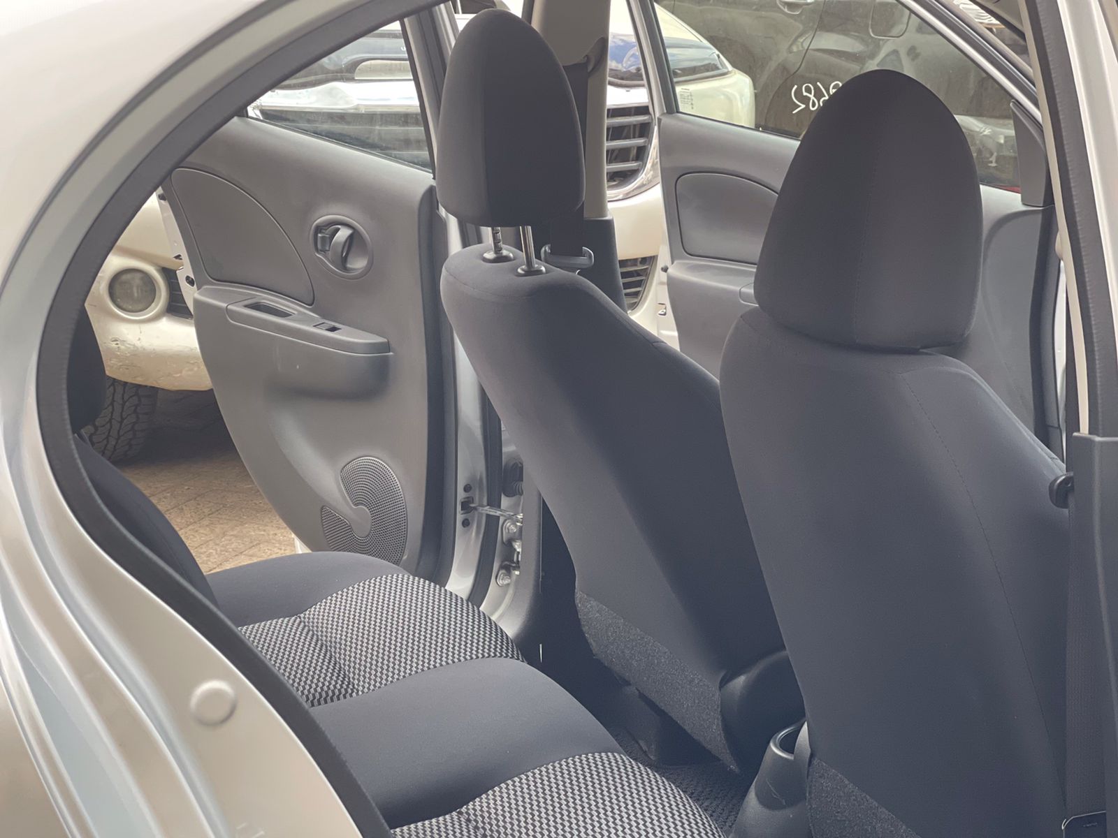 2015 Nissan March