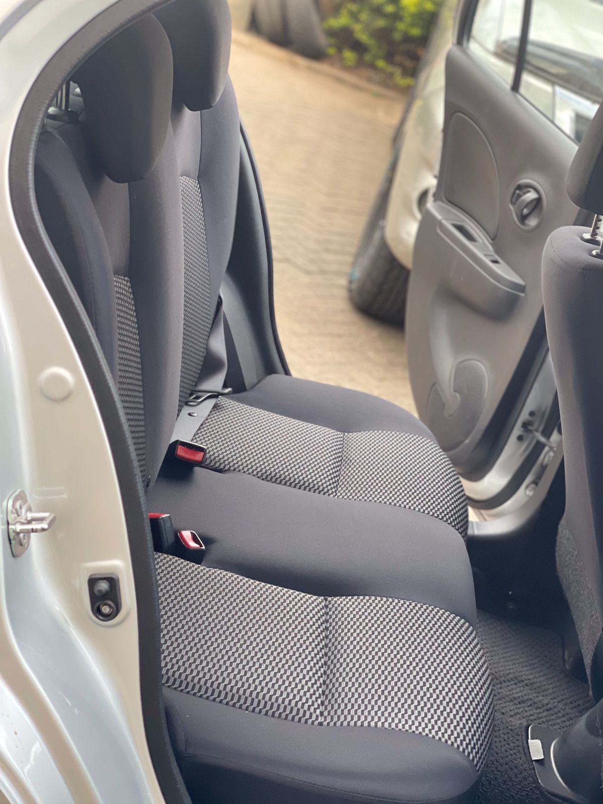 2015 Nissan March