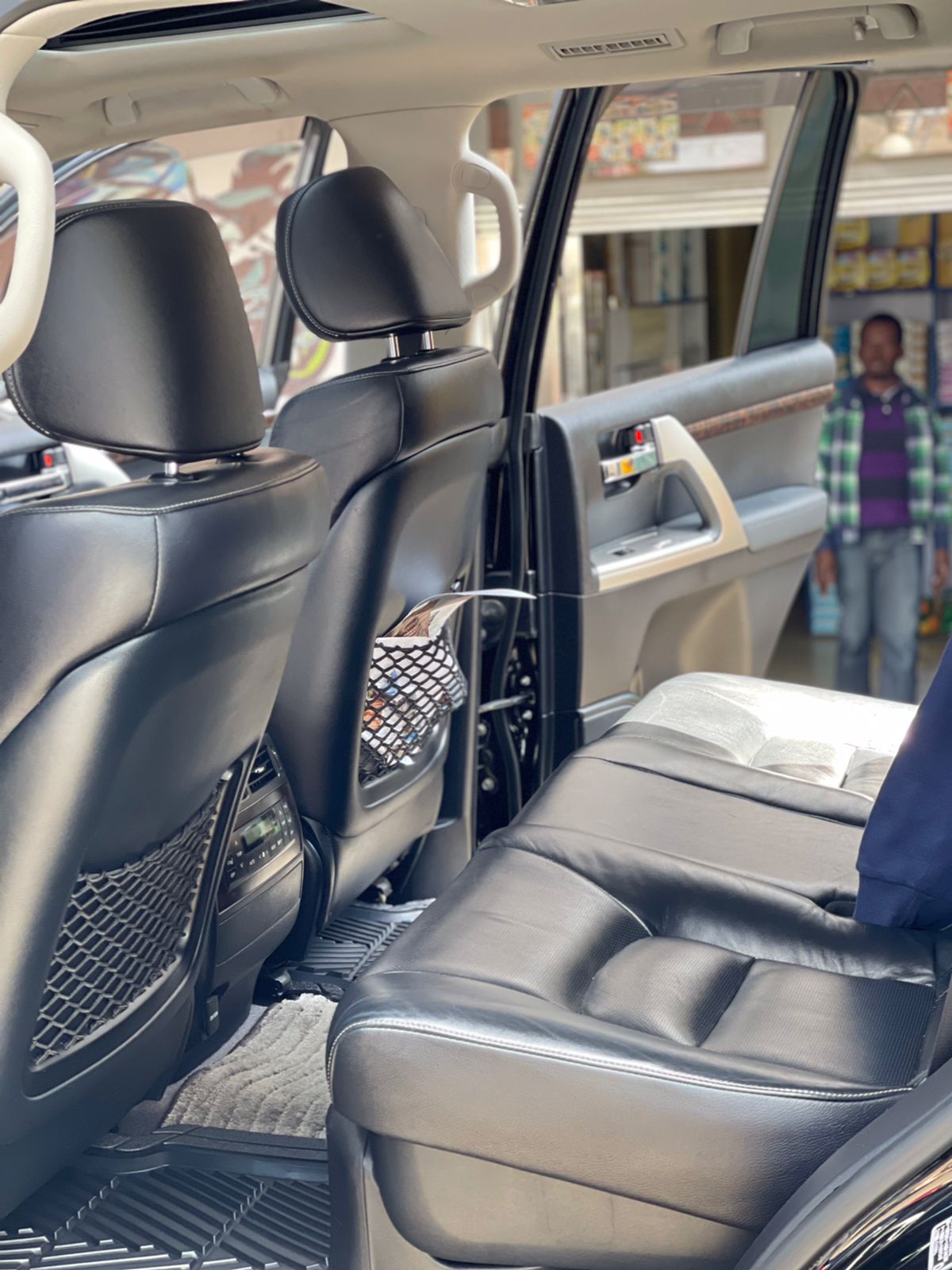 2012 Toyota Landcruiser V8 VX