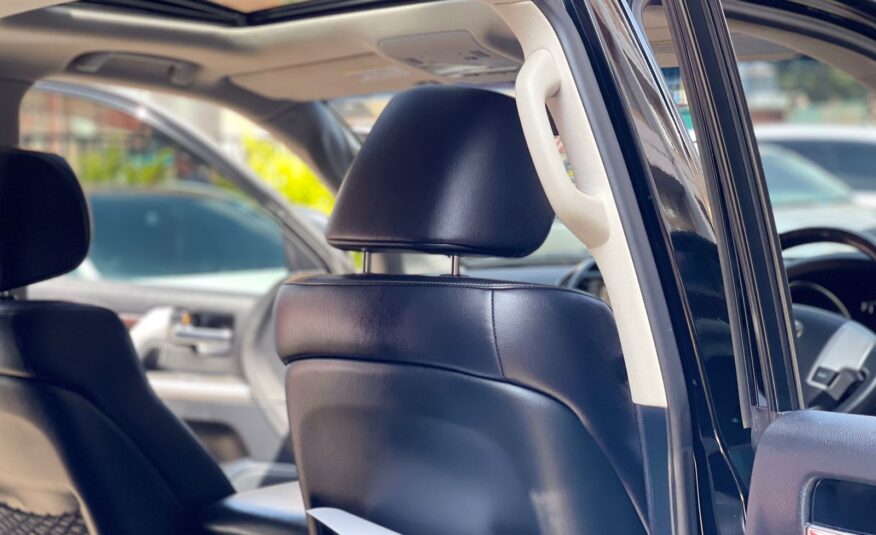 2012 Toyota Landcruiser V8 VX