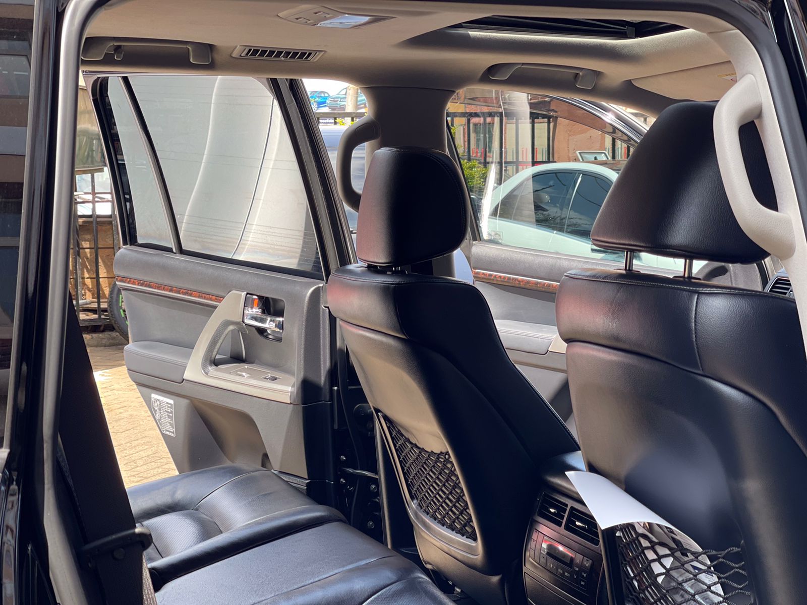 2012 Toyota Landcruiser V8 VX