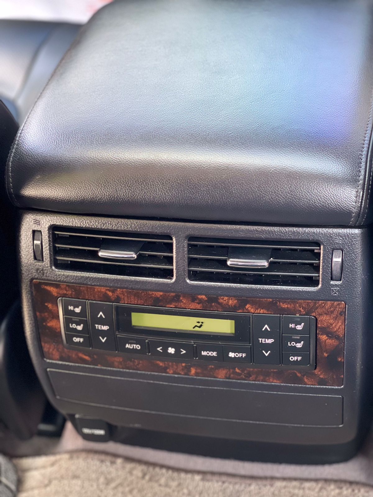 2012 Toyota Landcruiser V8 VX