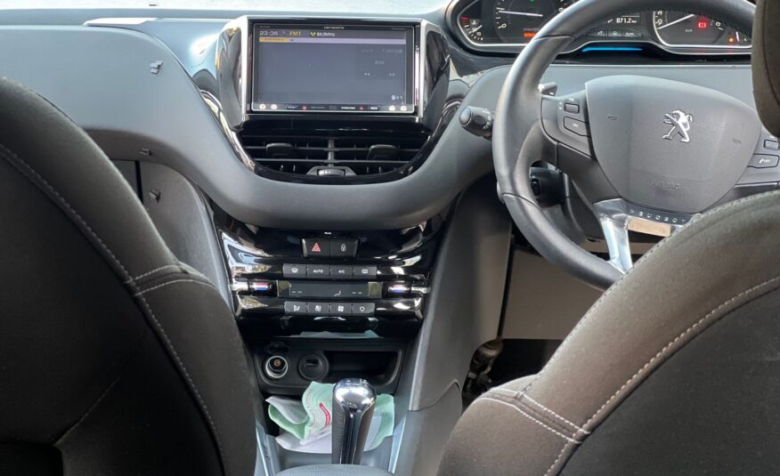 2015 Peugeot 208