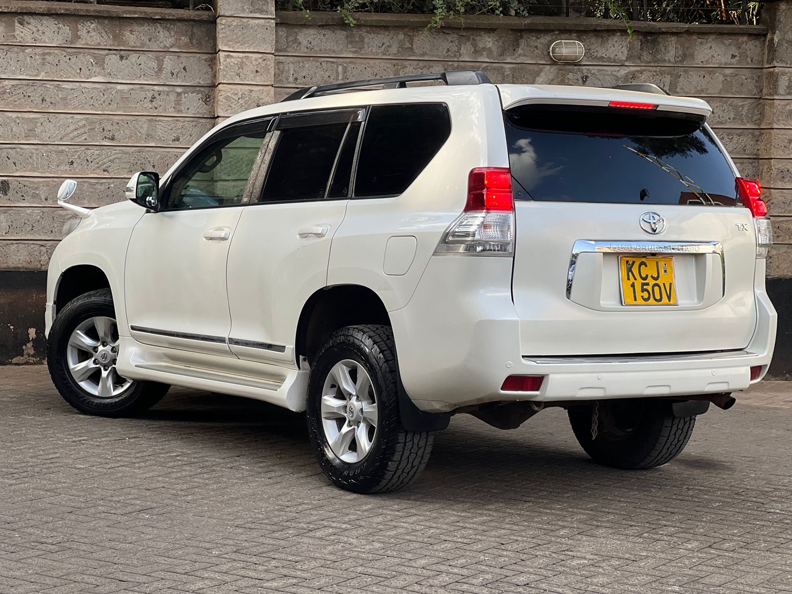 2010 Toyota Prado TX (Sunroof)