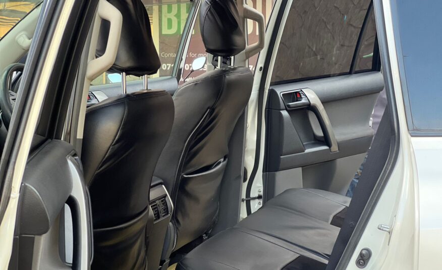 2010 Toyota Prado TX (Sunroof)