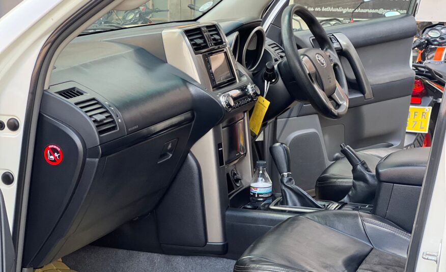 2010 Toyota Prado TX (Sunroof)