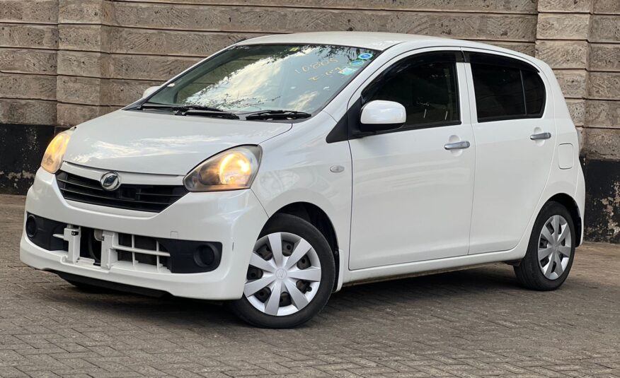 2015 Daihatsu Mira EIS
