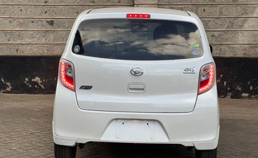 2015 Daihatsu Mira EIS