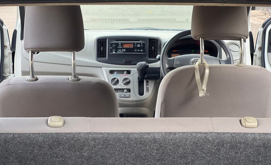 2015 Daihatsu Mira EIS