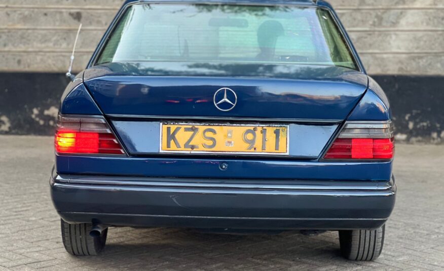1986 Mercedes Benz W124