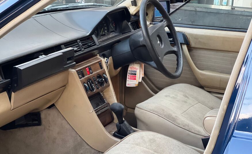 1986 Mercedes Benz W124