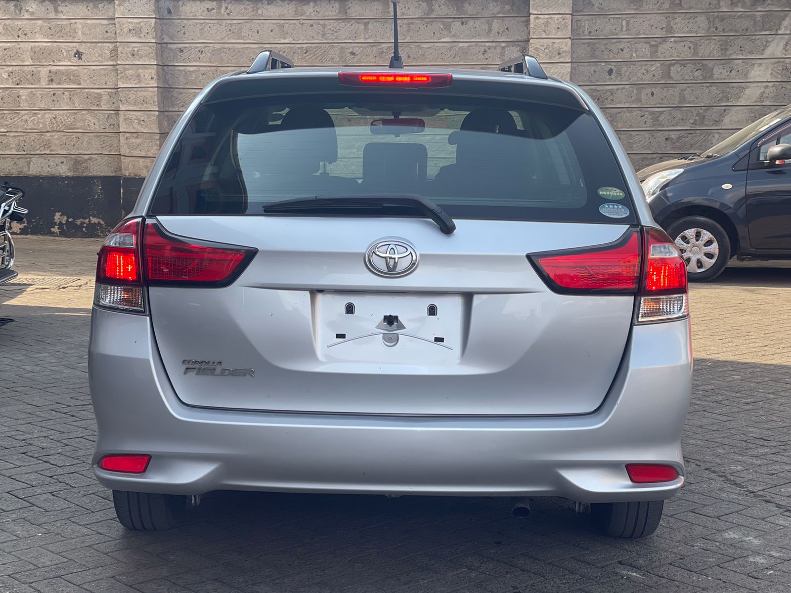 2015 Toyota Fielder (Non-Hybrid)