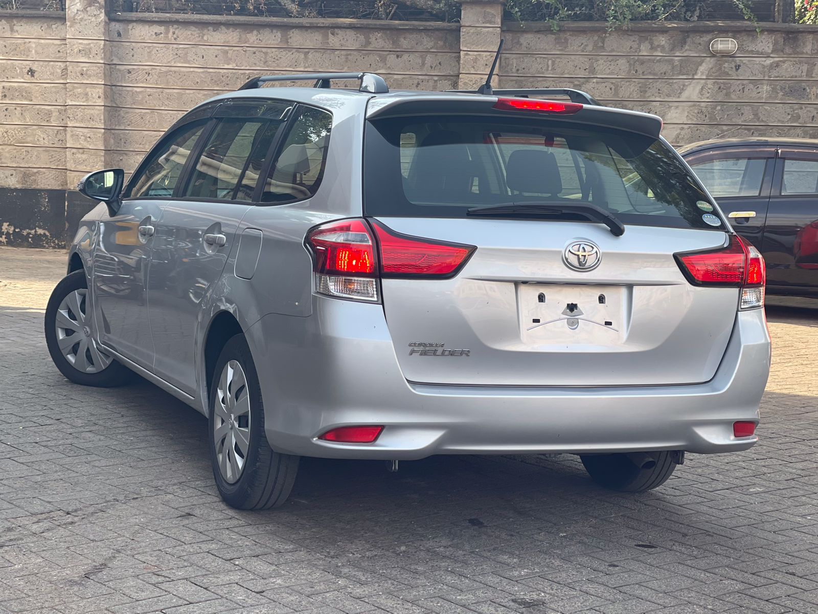 2015 Toyota Fielder (Non-Hybrid)