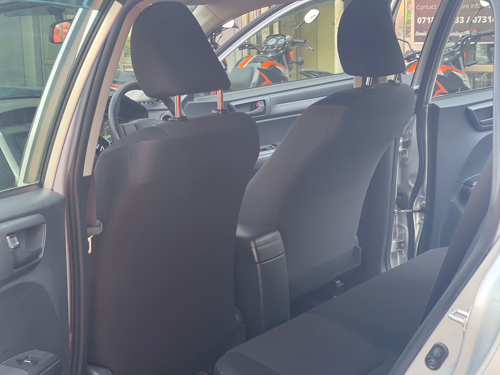 2015 Toyota Fielder (Non-Hybrid)
