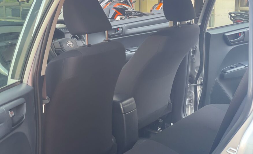 2015 Toyota Fielder (Non-Hybrid)