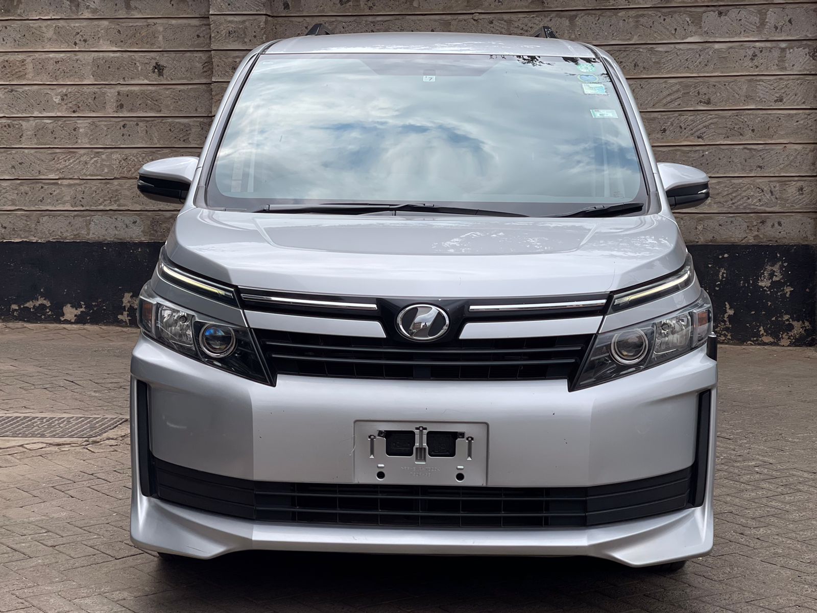 2015 Toyota Voxy
