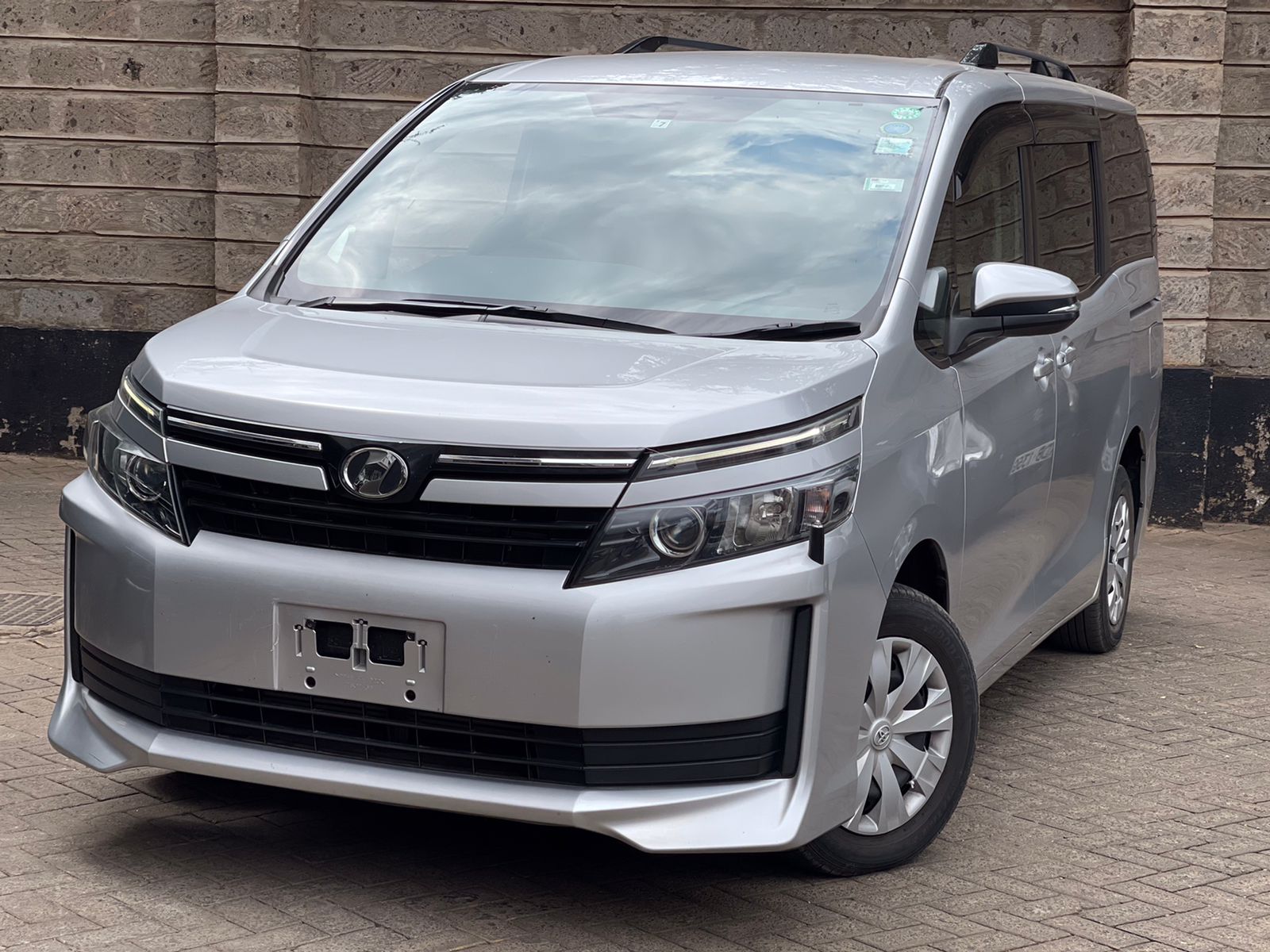 2015 Toyota Voxy