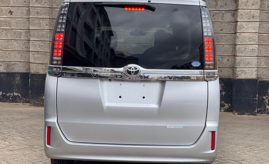 2015 Toyota Voxy