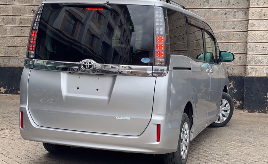 2015 Toyota Voxy