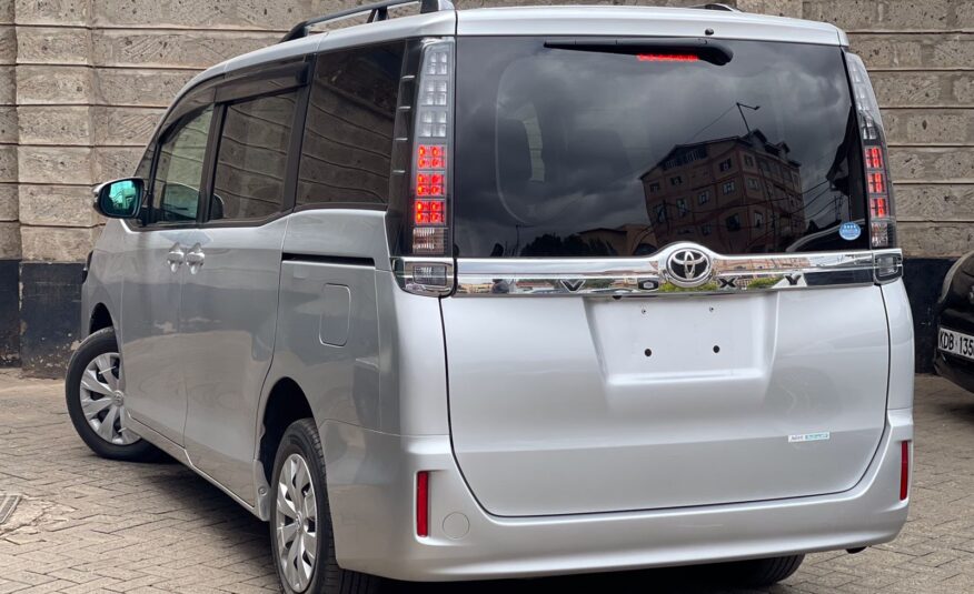 2015 Toyota Voxy