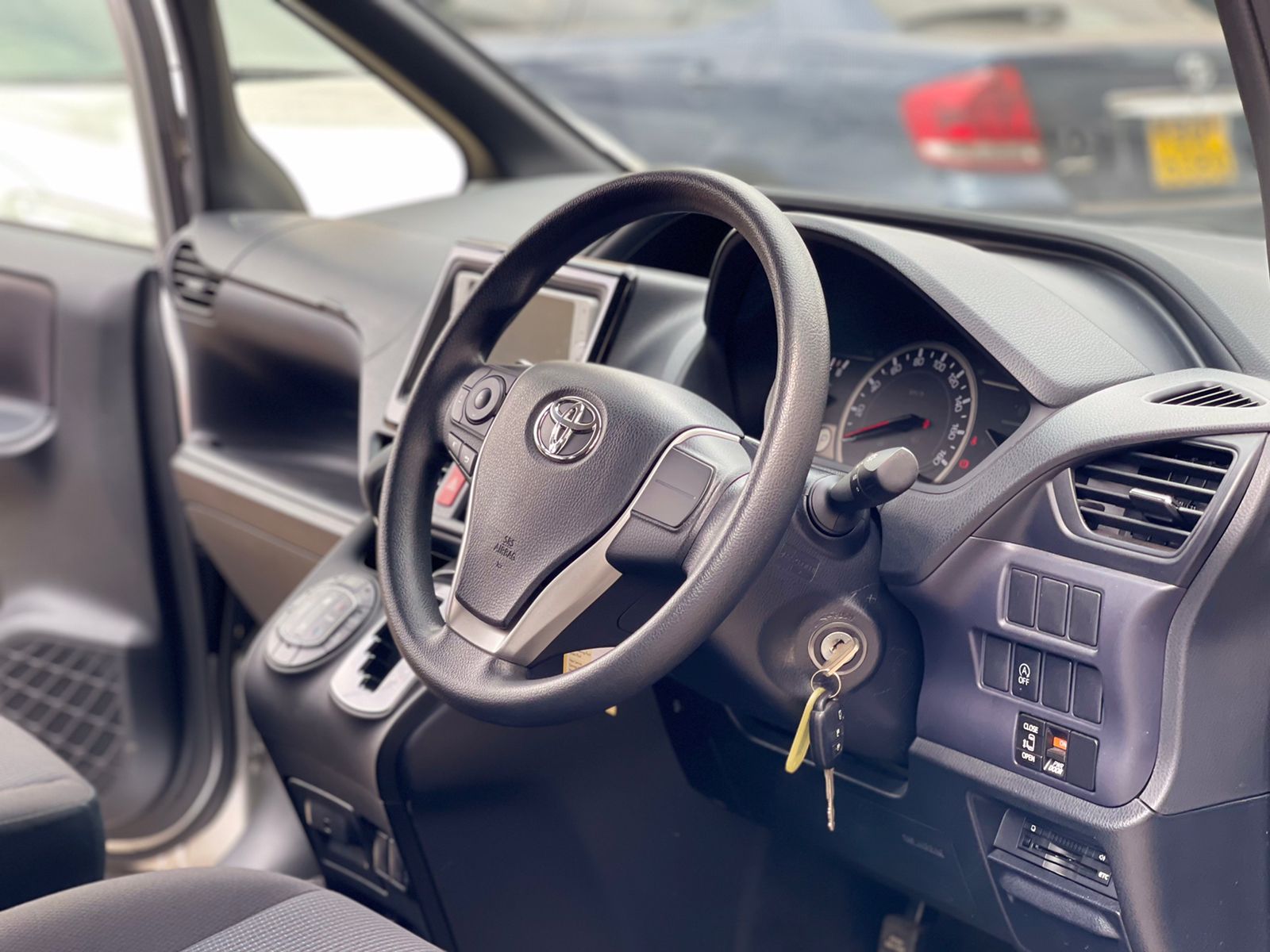 2015 Toyota Voxy