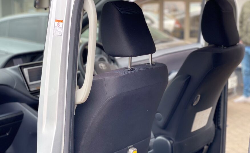 2015 Toyota Voxy
